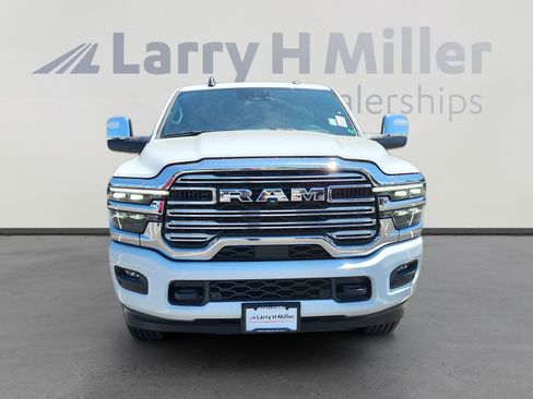New 2025 RAM 2500 Laramie image 8