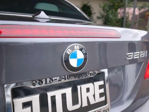 Used 2007 BMW 328i Convertible image 28