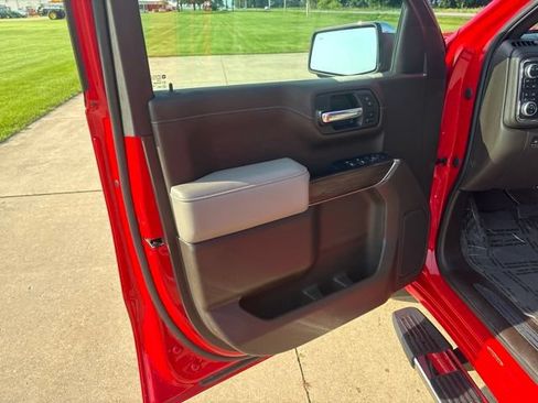 Used 2020 GMC Sierra 1500 SLT w/ Driver Alert Package I AWD/4WD image 11