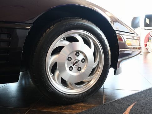 Used 1993 Chevrolet Corvette Coupe image 28