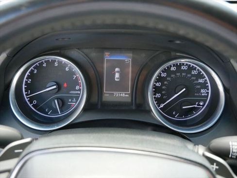 Certified 2019 Toyota Camry SE FWD image 22