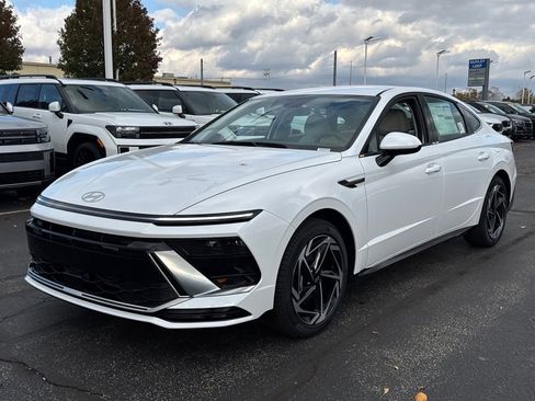 New 2026 Hyundai Sonata SEL image 3