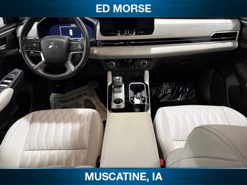 Used 2025 Mitsubishi Outlander SEL FWD image 10