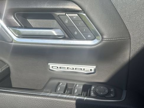 Used 2024 GMC Sierra 1500 Denali AWD/4WD image 24
