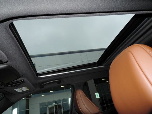 New 2026 Subaru Forester Touring AWD/4WD image 16