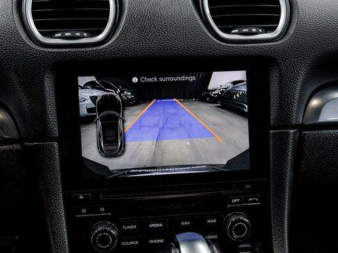 Used 2022 Porsche 718 Cayman image 26