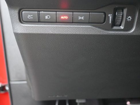 New 2024 Dodge Charger R/T w/ Plus Group image 31