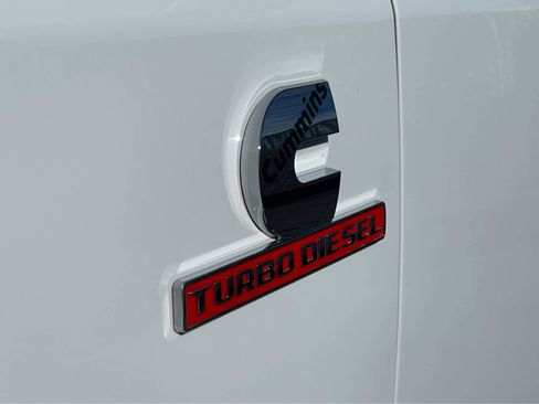 Used 2021 RAM 2500 Laramie image 10