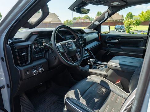 Used 2025 GMC Sierra 1500 AT4X w/ AT4X AEV Edition AWD/4WD image 10