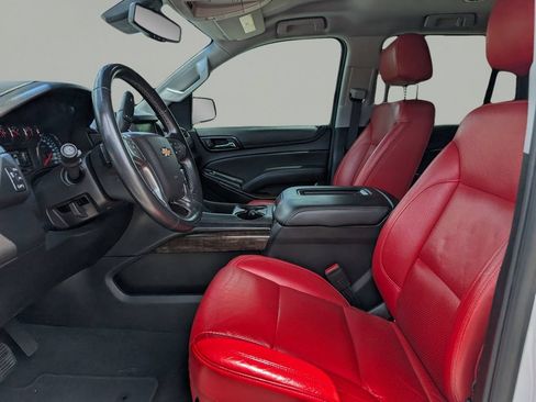 Used 2020 Chevrolet Tahoe LS w/ Enhanced Driver Alert Package RWD image 18