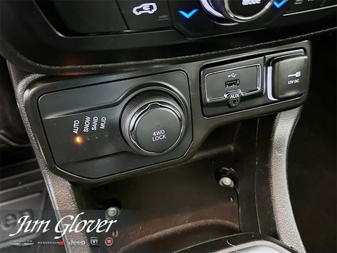 Used 2023 Jeep Renegade Latitude image 33