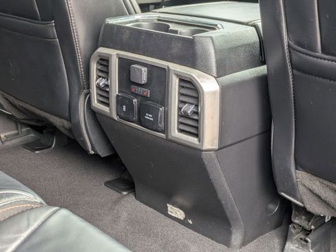 Used 2021 Ford F250 Platinum image 34