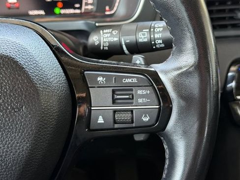Certified 2024 Honda Pilot Elite image 31