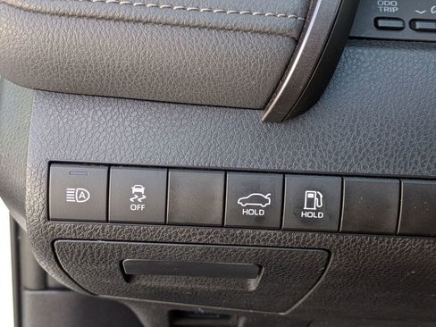 Used 2023 Toyota Camry LE image 16