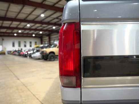 Used 1996 Ford F250 4x4 Regular Cab image 32