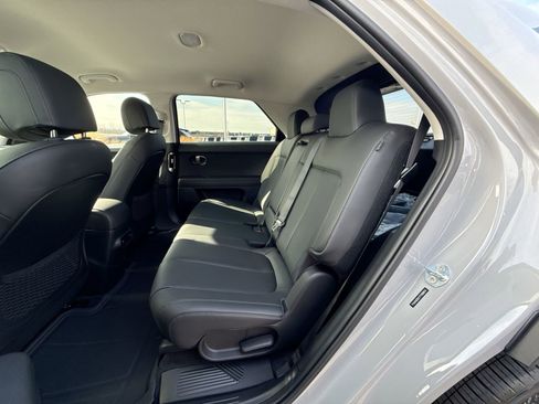 New 2026 Hyundai Ioniq 5 SEL image 24