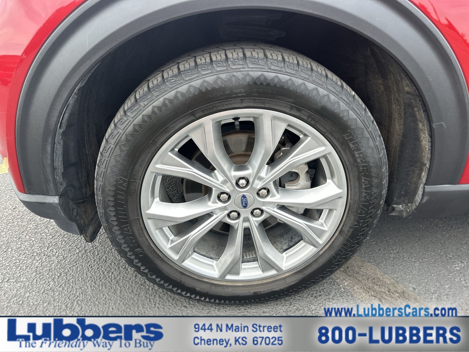 Used 2020 Ford Explorer XLT w/ Equipment Group 202A AWD/4WD image 10