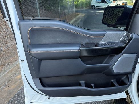 Used 2022 Ford F150 Platinum w/ Equipment Group 701A High image 10