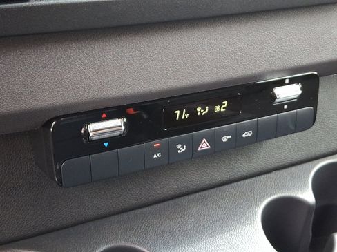 New 2025 Mercedes-Benz Sprinter 2500 image 14