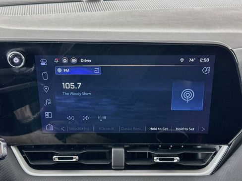 Used 2025 Chevrolet Equinox LT AWD/4WD image 21