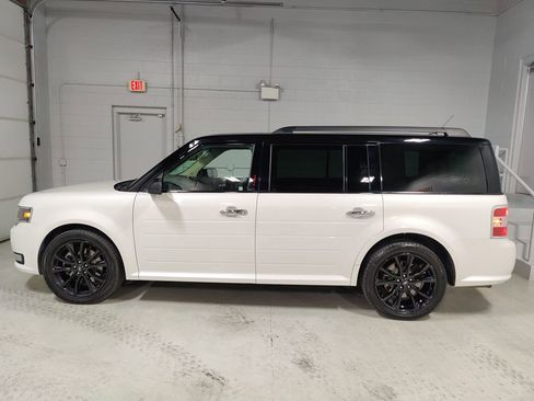 Used 2019 Ford Flex SEL w/ Equipment Group 202A AWD/4WD image 24