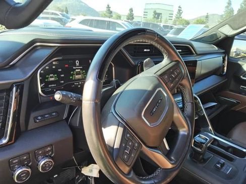 Used 2024 GMC Sierra 1500 Denali Ultimate AWD/4WD image 4