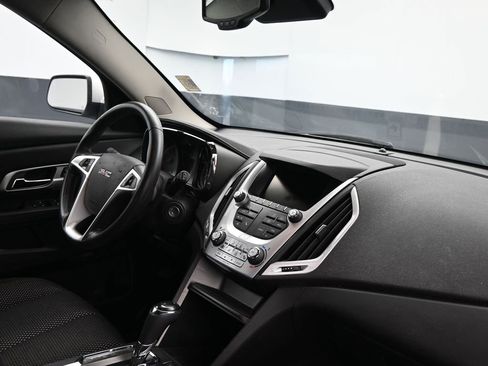 Used 2017 GMC Terrain SLE w/ Convenience Package image 12