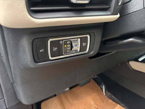 New 2026 Lincoln Corsair Premiere image 14