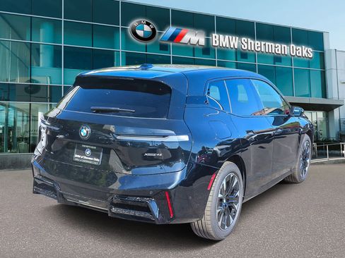 New 2026 BMW iX xDrive45 w/ M Sport Package image 4