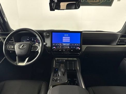 Used 2024 Lexus GX 550 AWD/4WD image 31