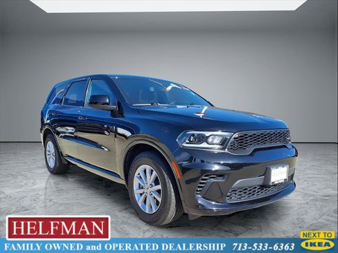 Used 2025 Dodge Durango GT image 1