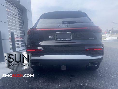 Used 2025 Audi Q5 Premium w/ 19" Wheel Package image 14