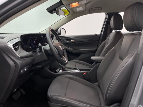 Used 2024 Buick Encore GX Preferred FWD image 15