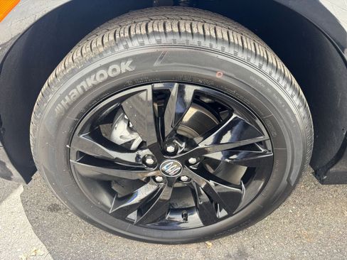 Used 2024 Buick Encore GX Sport Touring image 30