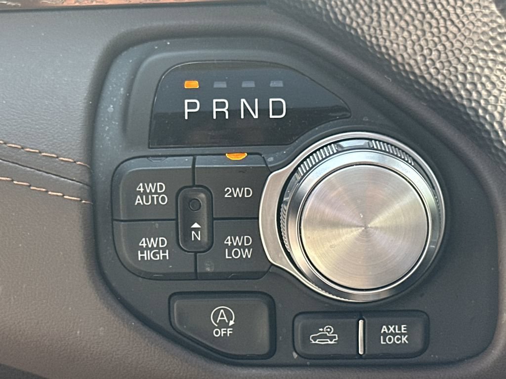 Used 2025 RAM 1500 Limited AWD/4WD image 31