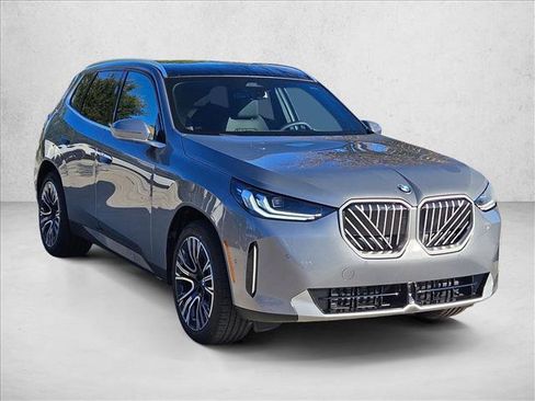 Certified 2026 BMW X3 xDrive30i w/ Convenience Package AWD/4WD image 3