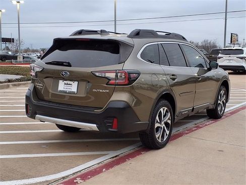 Used 2022 Subaru Outback Limited image 4