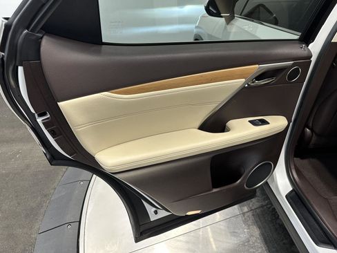 Used 2019 Lexus RX 350L w/ Premium Package image 25