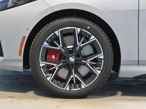 New 2026 BMW M235i xDrive w/ Technology Package AWD/4WD image 21