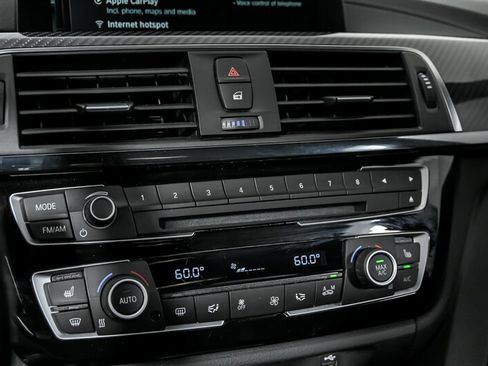 Used 2018 BMW M3 image 31