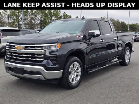 Used 2022 Chevrolet Silverado 1500 LTZ w/ Technology Package image 3