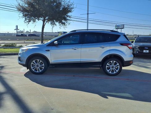 Used 2018 Ford Escape SEL w/ Ford Safe & Smart Package image 8