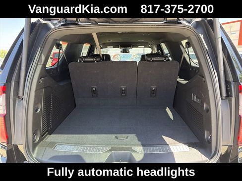 Used 2025 GMC Yukon XL Denali AWD/4WD image 25
