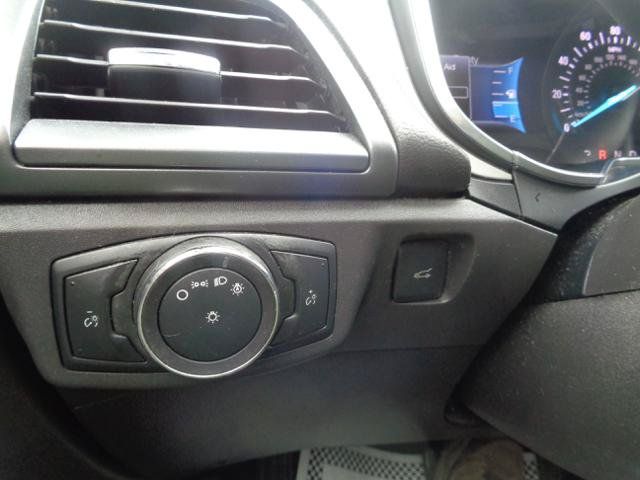 Used 2016 Ford Fusion SE FWD image 37