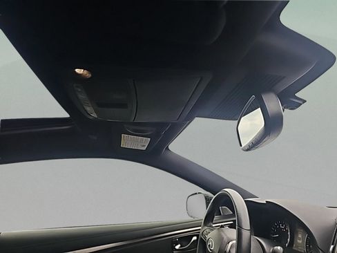 Used 2022 INFINITI Q60 Red Sport 400 w/ Carbon Fiber Package image 33