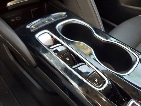 Used 2021 Buick Envision Essence image 25