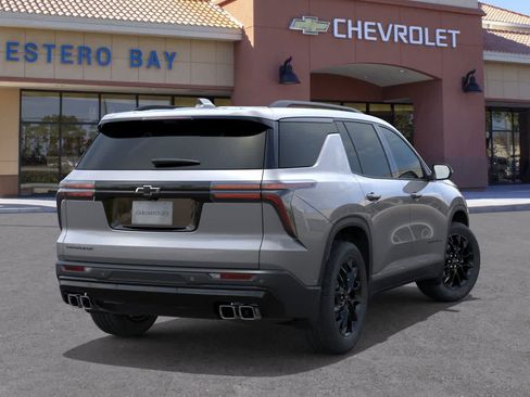 New 2026 Chevrolet Traverse LT w/ Midnight/Sport Edition FWD image 4