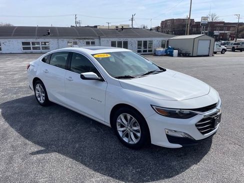 Used 2024 Chevrolet Malibu LT image 3