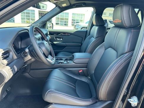 New 2026 Honda Pilot TrailSport image 18