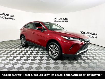 Used 2021 Toyota Venza Limited w/ Carpet Mat Package (TMS)